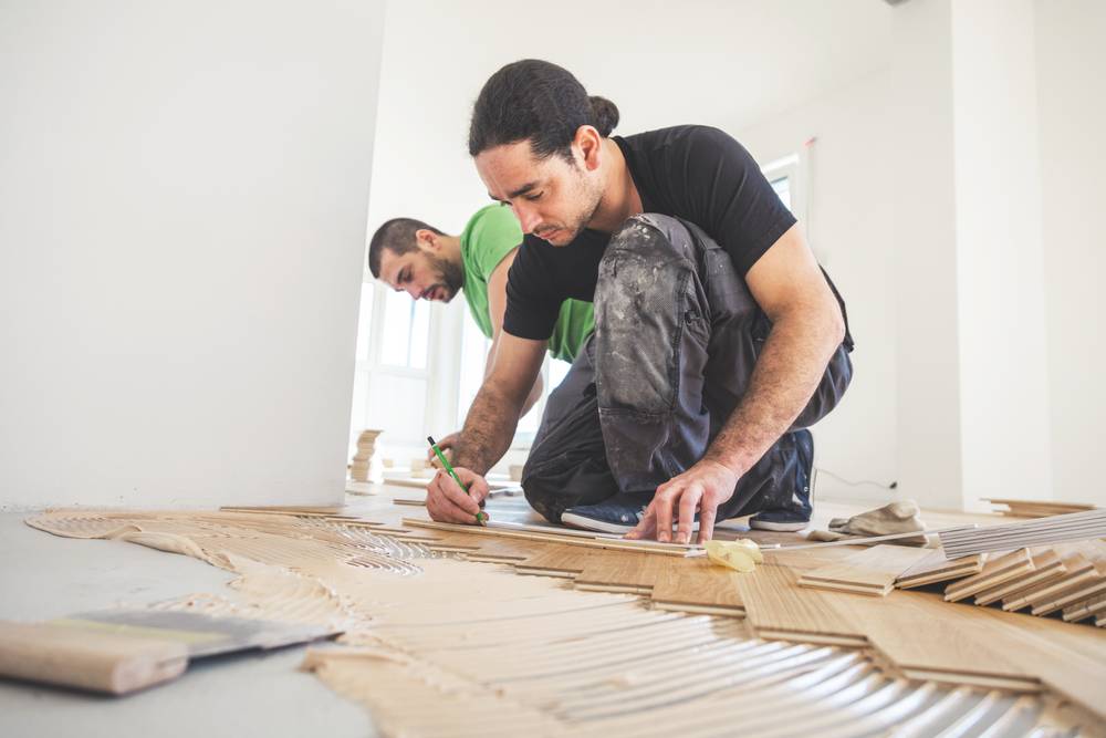 Pourquoi installer un parquet chauffant pour une rénovation énergétique ?-1